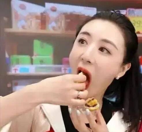 直播间|攒了半年的零食清单，大多是李佳琦薇娅推荐，好吃又便宜，很良心