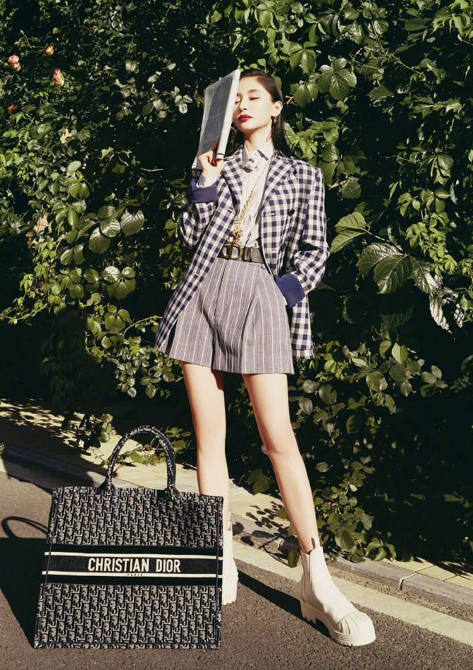 小个子|王子文确定只有159?衬衫不穿却系在腰间强调腰线,看着腿真长