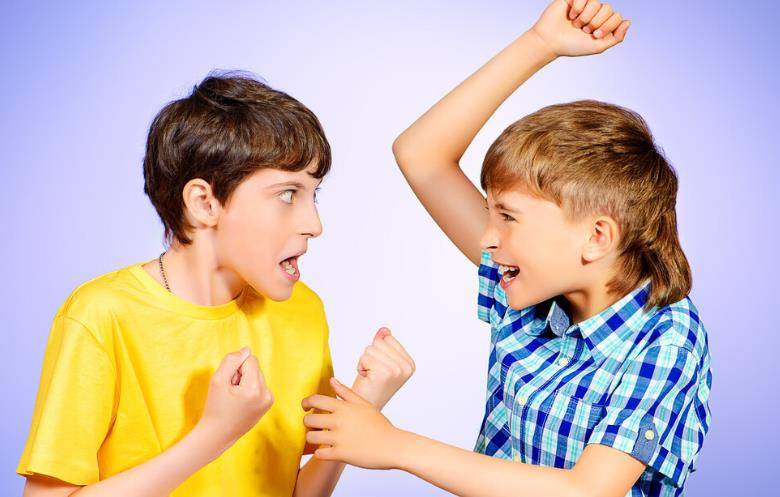 因为|5岁儿子说要和爸妈分房睡，听了儿子的话，让爸爸感到心疼