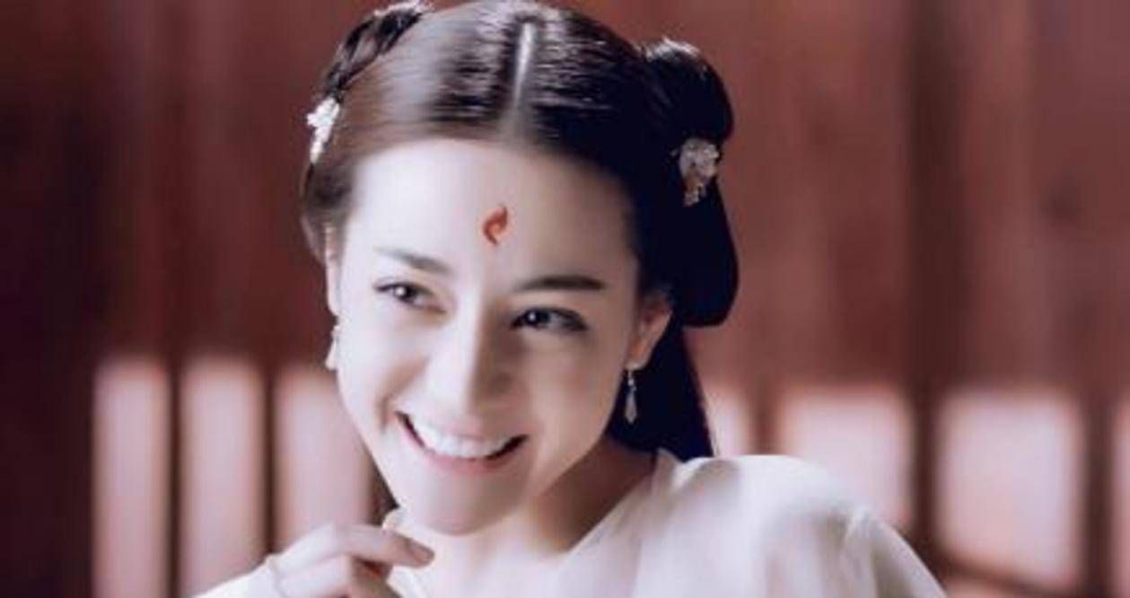 屈楚萧|《长歌行》吴磊热巴搭档cp感爆棚，服化道却惹争议？