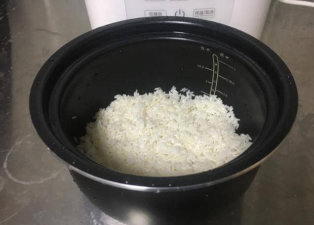 大米配什么素菜好吃 f38a8ee0aed440ad8614e43778cbcf11.jpeg