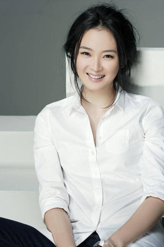 她们的演艺事业不见起色,婚姻生活却令人羡慕,一入豪门成凤凰