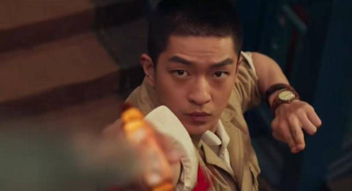 屈楚萧与潘粤明同饰一角惹质疑,不仅演技被诟病,绯闻再成焦点_许一城