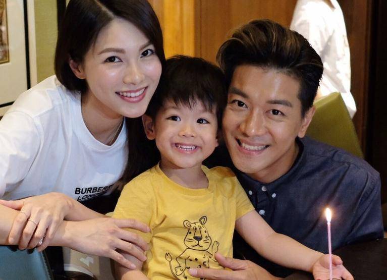 因为|恭喜！5亿驸马黎诺懿宣布爱妻怀孕19周，会让二胎用长子的旧物品