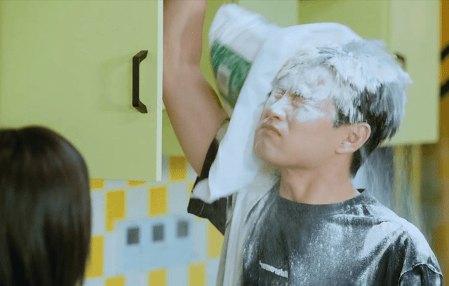 喜剧|李诞眼光相当可以，找来王彦霖拍了一部青春喜剧，3位女主都很美