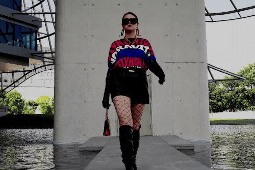 个性|GIVHSHYH 2021秋季时装秀开启“创想未来”