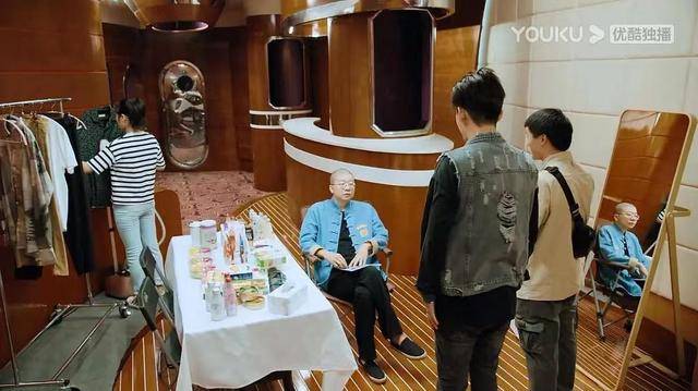 喜剧|李诞眼光相当可以，找来王彦霖拍了一部青春喜剧，3位女主都很美