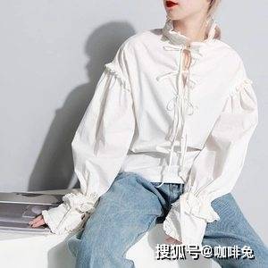 设计|街拍衬衫篇：时尚的穿搭风格，调剂了生活中的枯燥，美出新高度