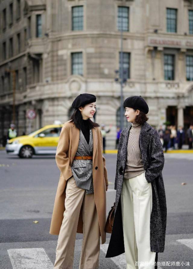 大衣|这对“神仙母女”的极简穿搭太美,值得50岁妈妈借鉴,优雅又时尚