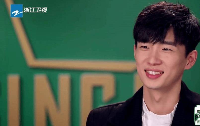 傅欣瑶|《好声音》第九期，比单依纯歌声更美妙的是，谢霆锋的排兵布阵