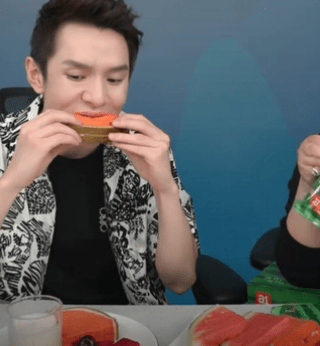 食欲|李佳琦推荐的5款零食,让我反复回购N次,好吃又便宜,孩子也爱吃