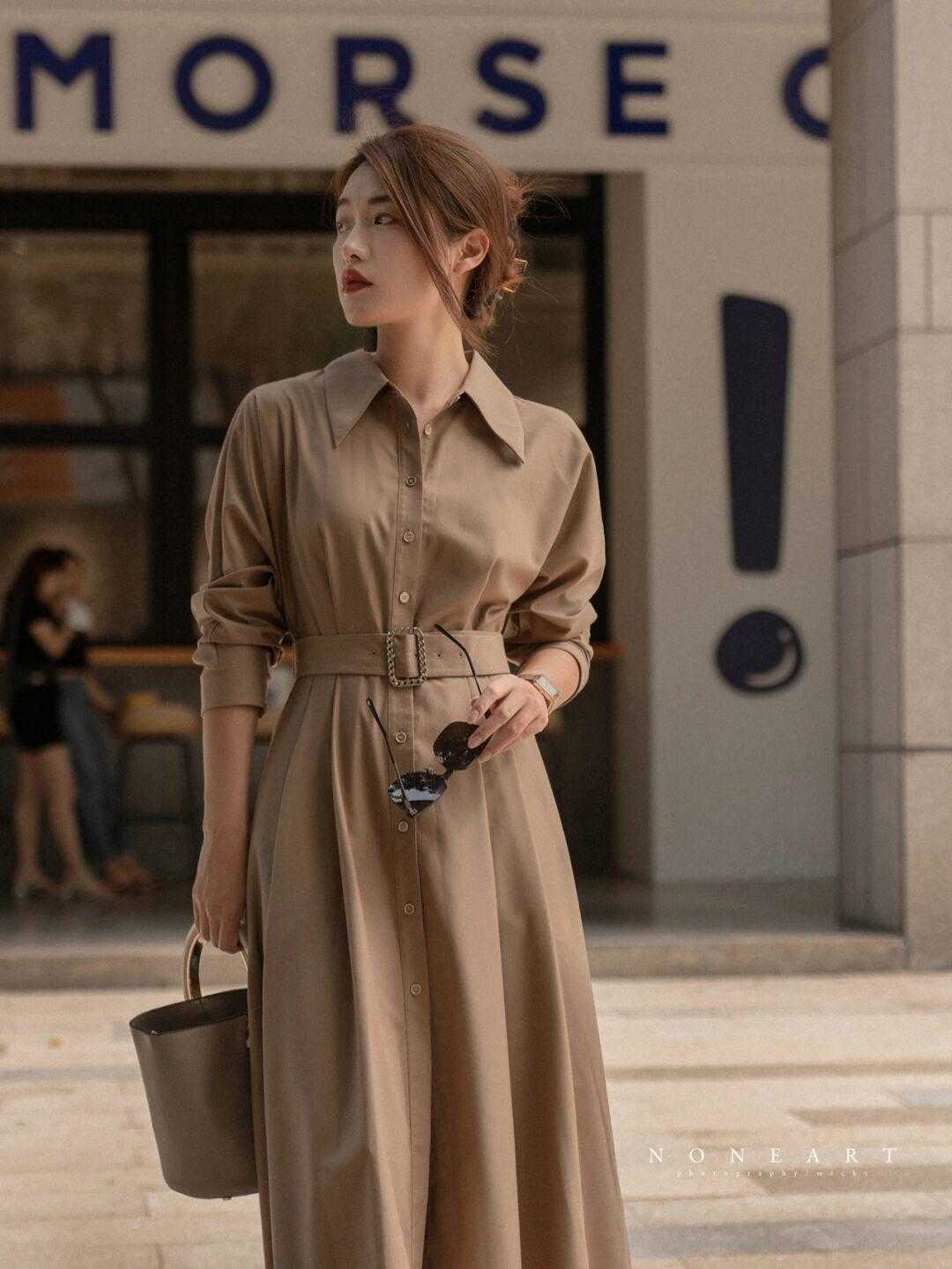 显得|都市女白领这样穿干练时髦,衬衫搭配西装裤简约利落,女神范十足