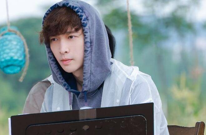 生活|《向往5》完美收官,张艺兴回复是否有下季,孙红雷黄渤被提前预定