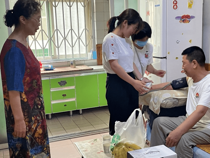 用药|【护航十四运 服务我的城】医患零距离，入户暖人心