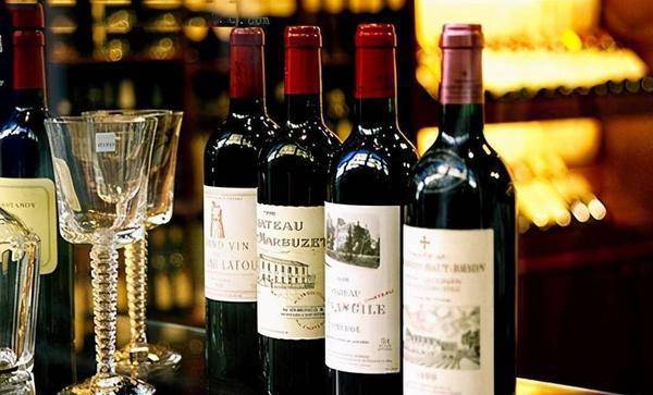 我国|买红酒有诀窍:老品酒师总结出“8字挑酒口诀”,学会买酒不踩坑
