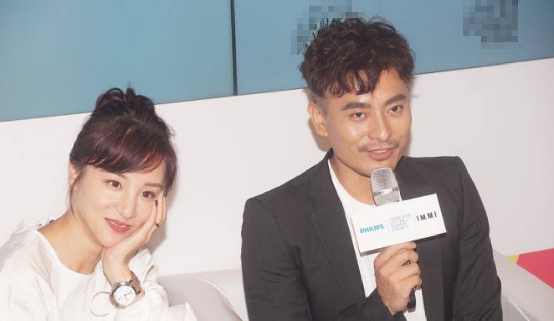 设计|章龄之真挺让人羡慕的，不仅颜值身材高，平时看着也有气质感