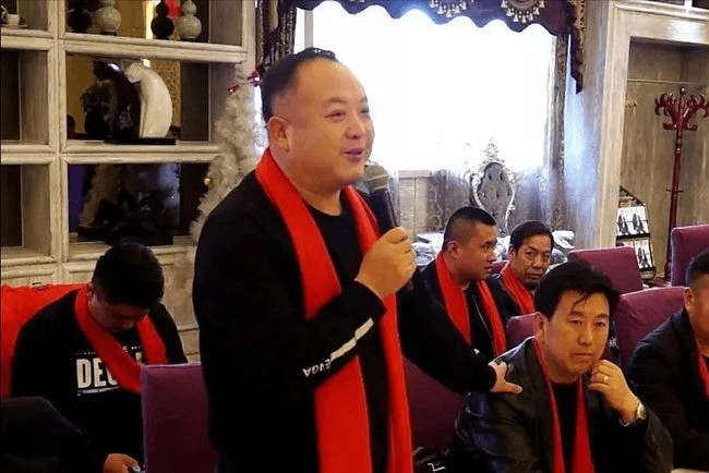 马九虎|15年前,陕西煤老板,花5个亿买7500亩戈壁种葡萄,现状如何?