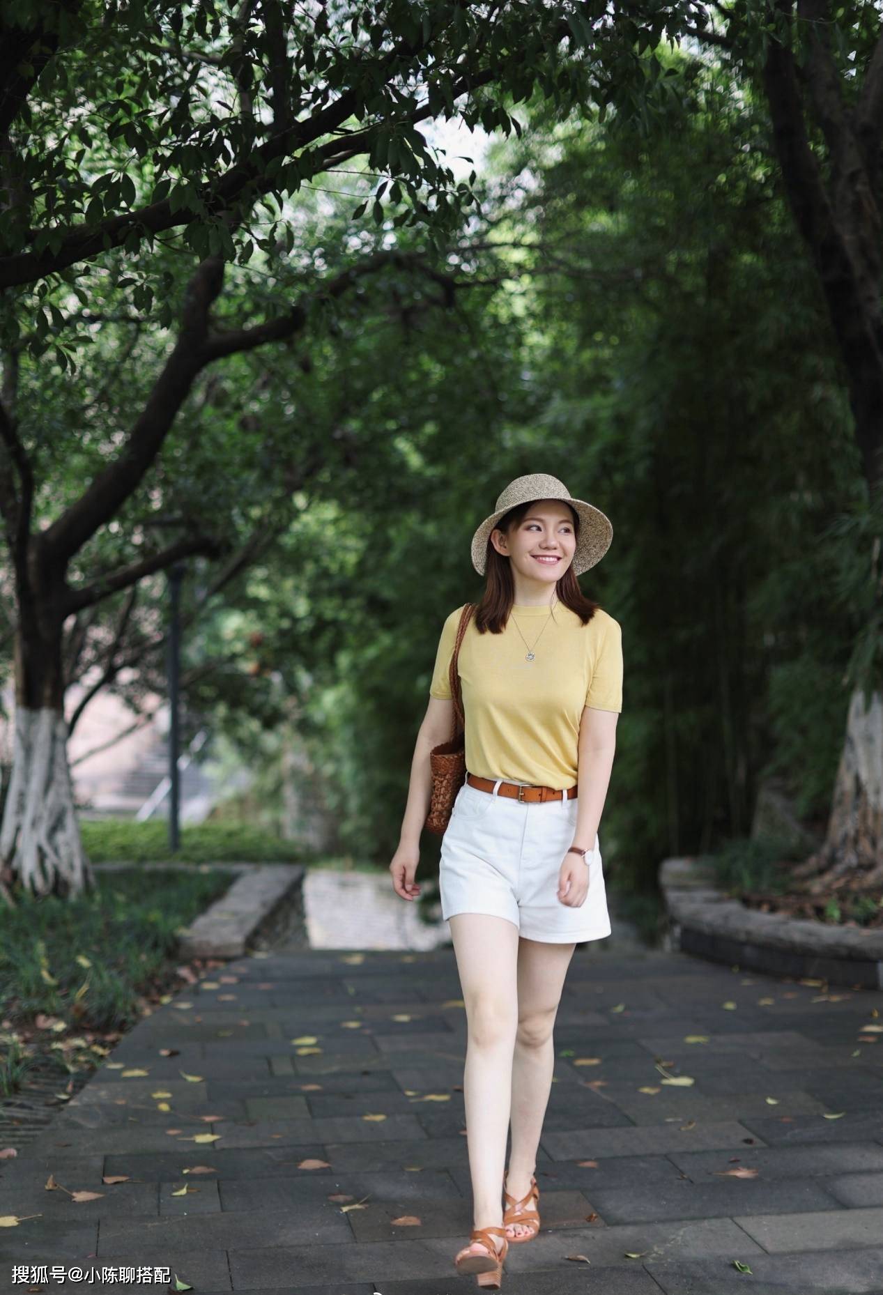 爱美|人之中年却撑不起气质感，五官的平淡穿什么都显廉价，这三招助你