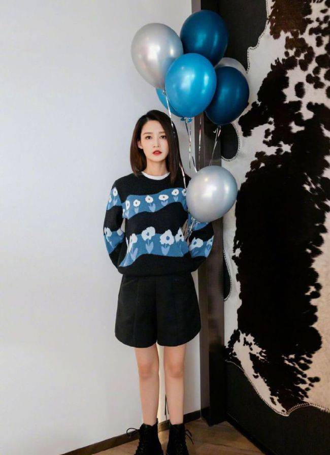 灯笼|复古百搭还不挑人,好看又清爽的潮流穿搭。