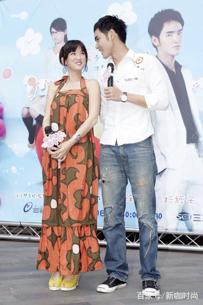 女王|陈乔恩10年前旧照曝光！一袭长裙气质优雅，与阮经天亲密互动！