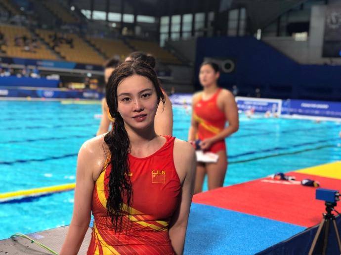 近期比赛中国女子水球队取得首胜！队长熊敦瀚因颜值出圈！
