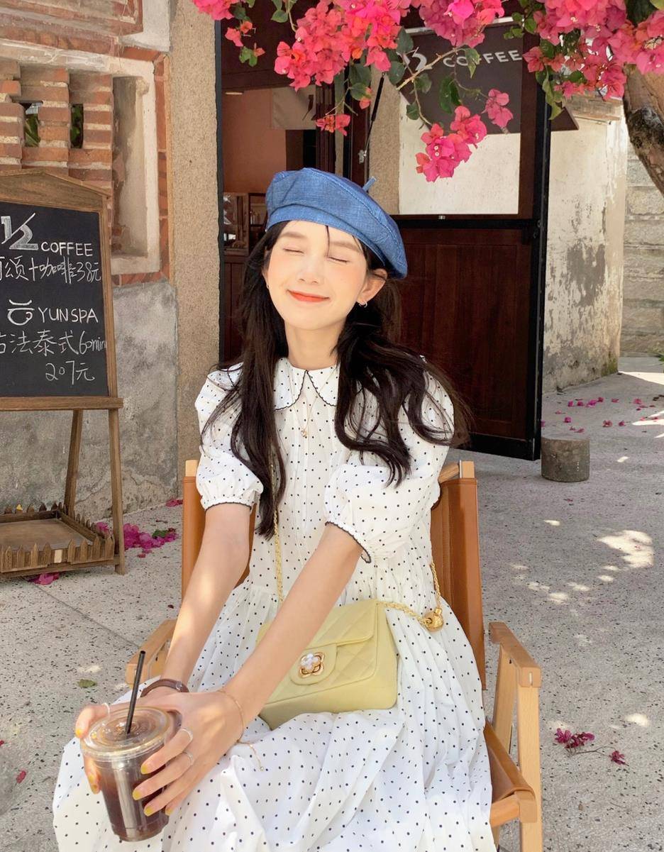 视觉|别再穿一身黑了！今夏爆火的“初恋色”简直美哭！