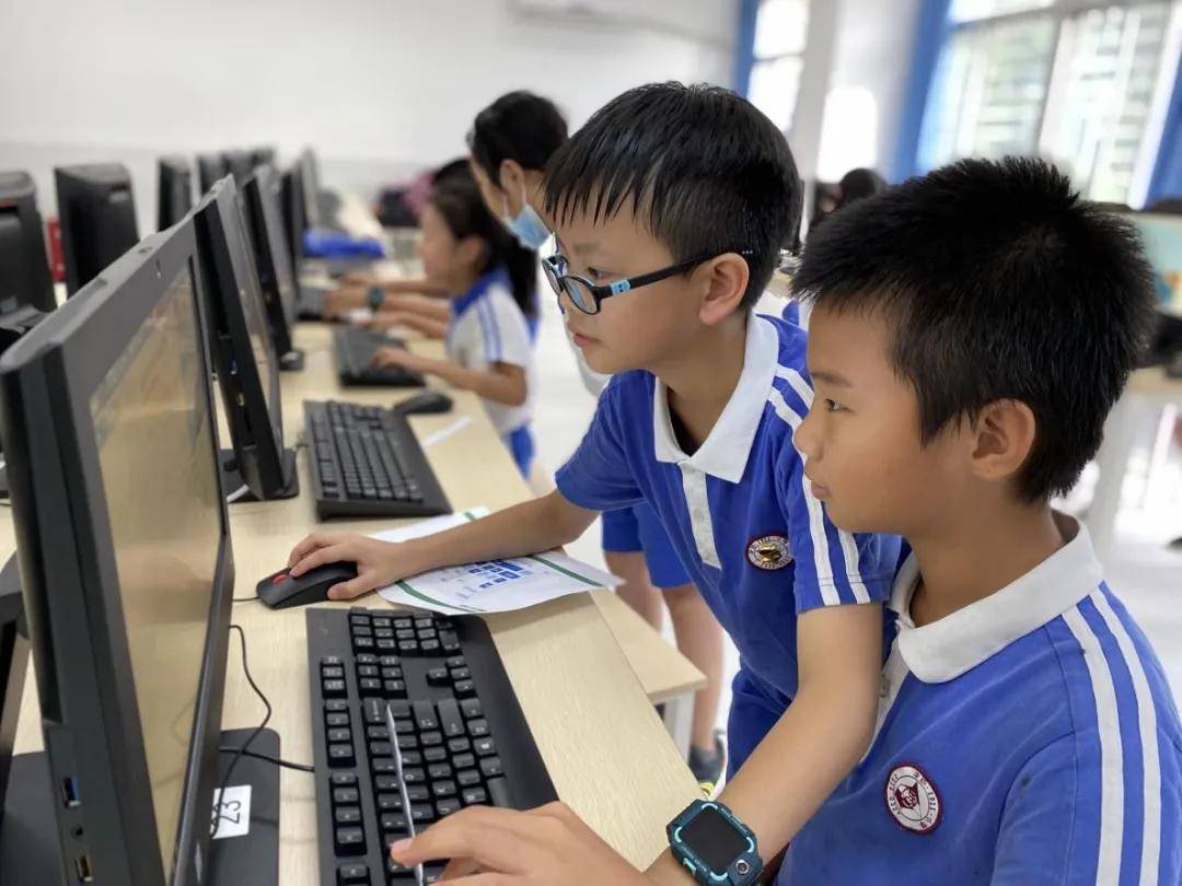 知识性|从学习到创作，迷你创想如何“玩转”编程？