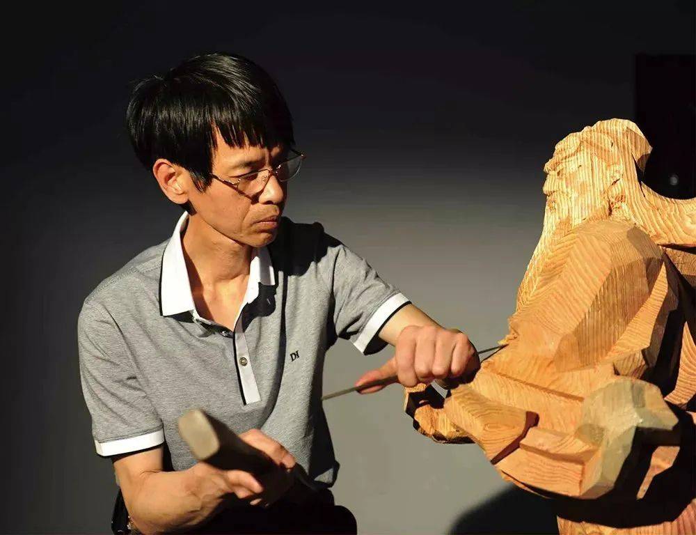 湘工木雕大师李中子图片