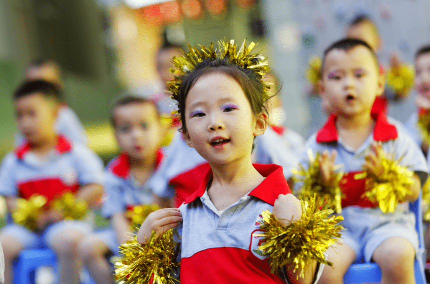 家长|关停私立幼儿园，学生全转移到公立幼儿园？官方回应超暖心