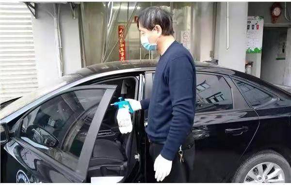 表面|洪涝灾害后公交车、私家车等交通工具如何清洁消毒？