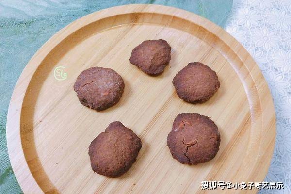 做法|巧克力中加一碗面粉,没想到那么好吃,吃一次就念念不忘