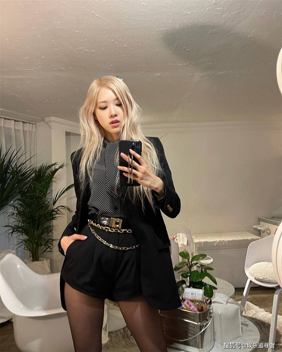 blackpinkrosé曾与蟑螂一起生活当时我很贪心