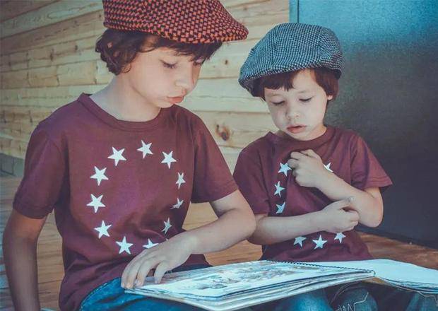 经济|40岁宝妈深夜发朋友圈“我后悔生二胎了”，看了让人真是心疼