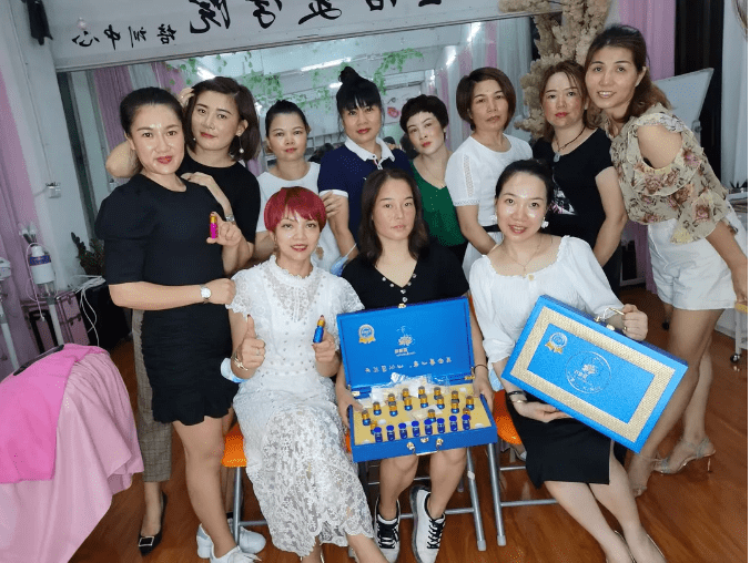 蔡昭华|专访 | 蔡昭华 苗莲花北海市代、湖南省代
