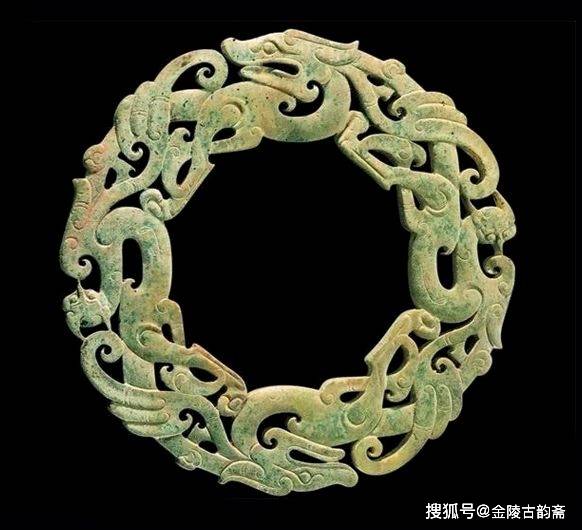漢代 天然黄玉彫りの龍紋古玉璧