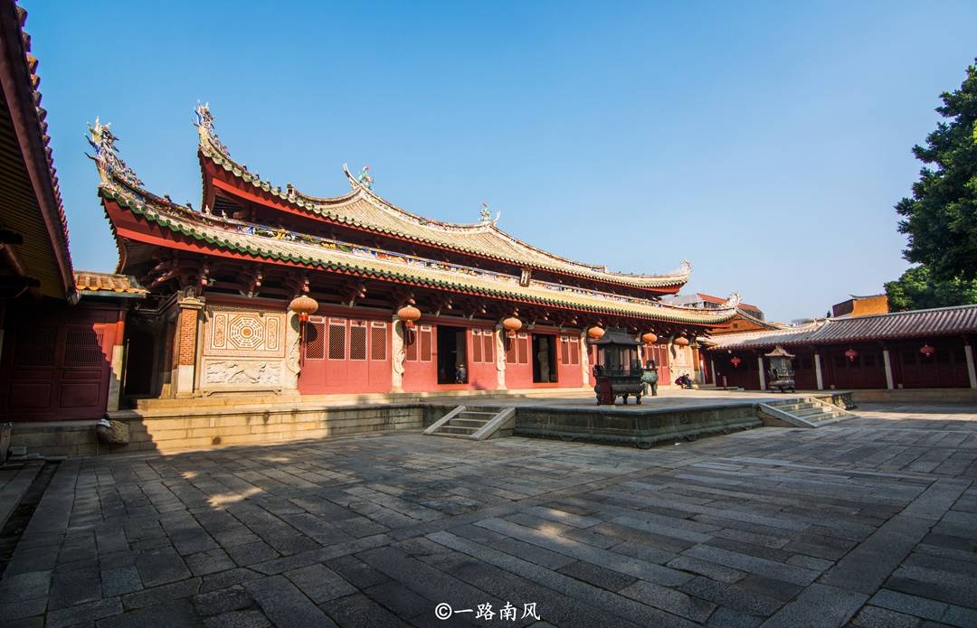 福建最大的文庙建筑群，位于泉州，如今是世界遗产的一部分