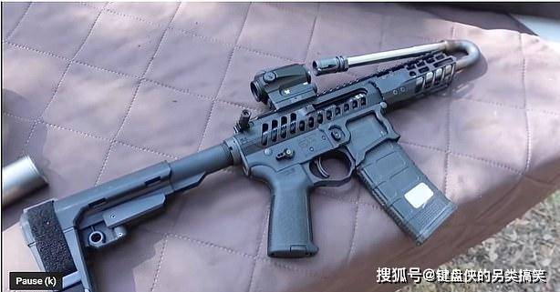 我打过的枪不下十种,从手枪到冲锋枪步枪机枪高机,也和战友们讨论过把