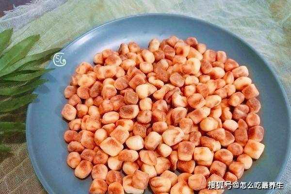 做法|两个鸡蛋，加半碗面粉，自制零食，焦香酥脆，孩子一口一个吃不停