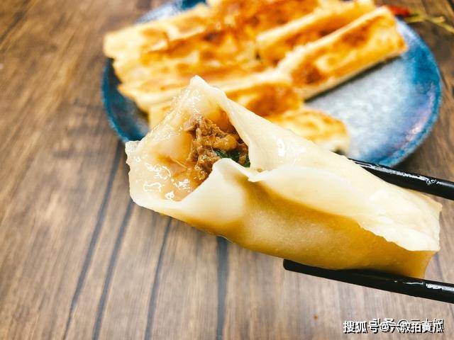 怎么煎饺子又脆又香 3187f7568e5b4d438d0206681fc2b4d8.jpeg