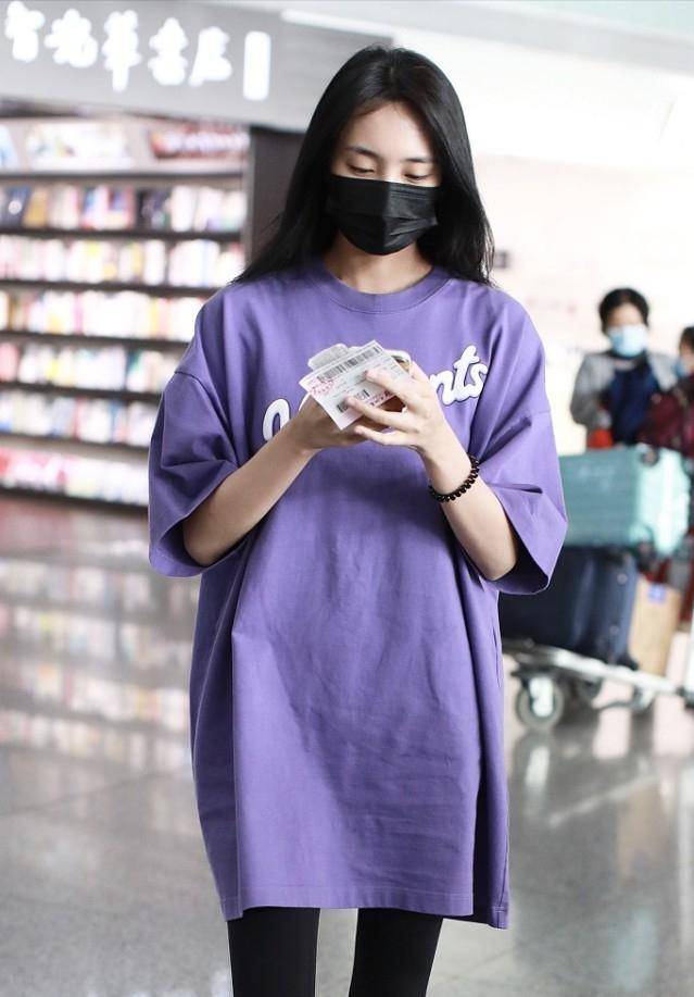 卡通|时髦达人玩转半袖穿搭，凹出精彩新造型