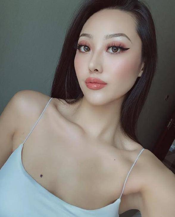 身材|1米83山东姑娘，个子很高，但身材紧致，坚持健身很重要