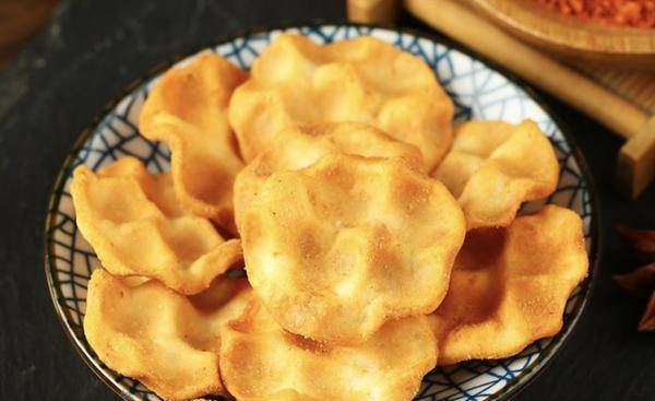 小谈|买饼干时,别总惦记着“奥利奥”,此款网红饼干,好吃解馋还平价