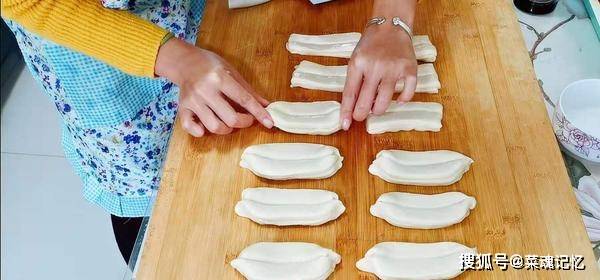 长条|我家吃油条从来不买,早起一会,15分钟搞定一锅,网友:求蹭饭