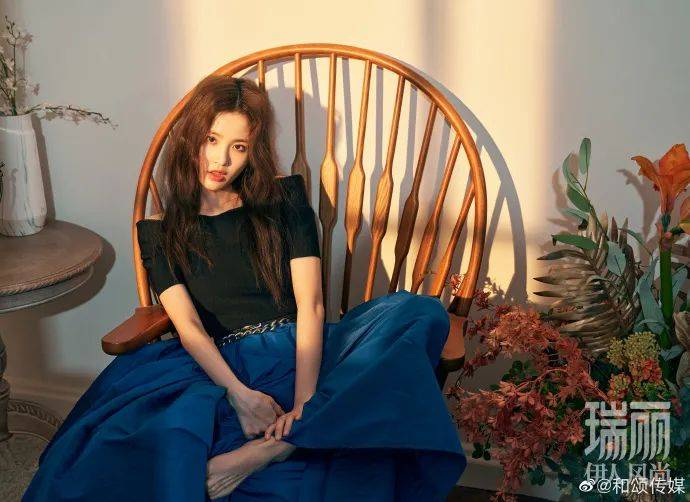 身材|张慧雯最新封面写真很美艳妖娆!雪肤玉貌太性感靓丽