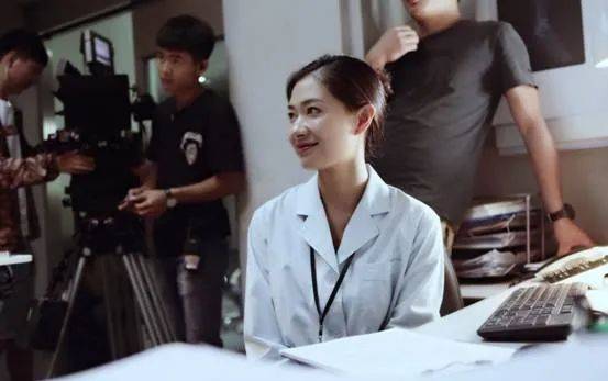 职场|盘点万茜饰演的职场女性角色，或坚强或机智，而她最让人印象深刻