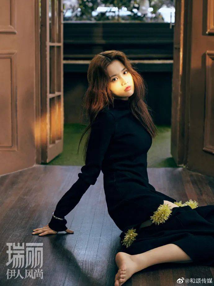 身材|张慧雯最新封面写真很美艳妖娆!雪肤玉貌太性感靓丽