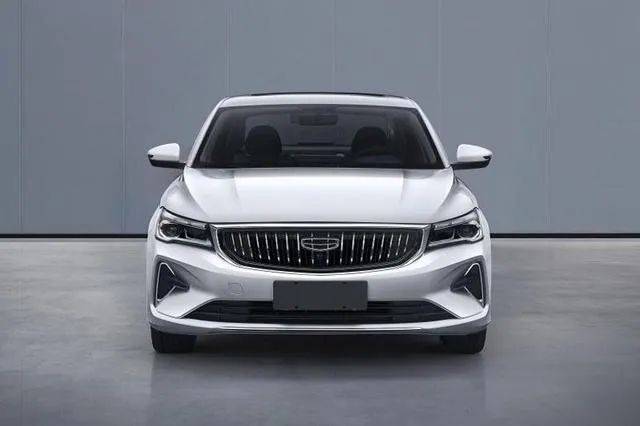 国民家轿再升级第四代吉利帝豪预售87万元起