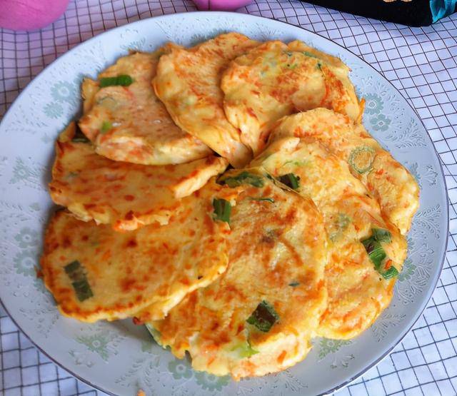 天气|天气太冷,教你一道懒人早餐,把萝卜和鸡蛋搅一搅,8分钟就搞定