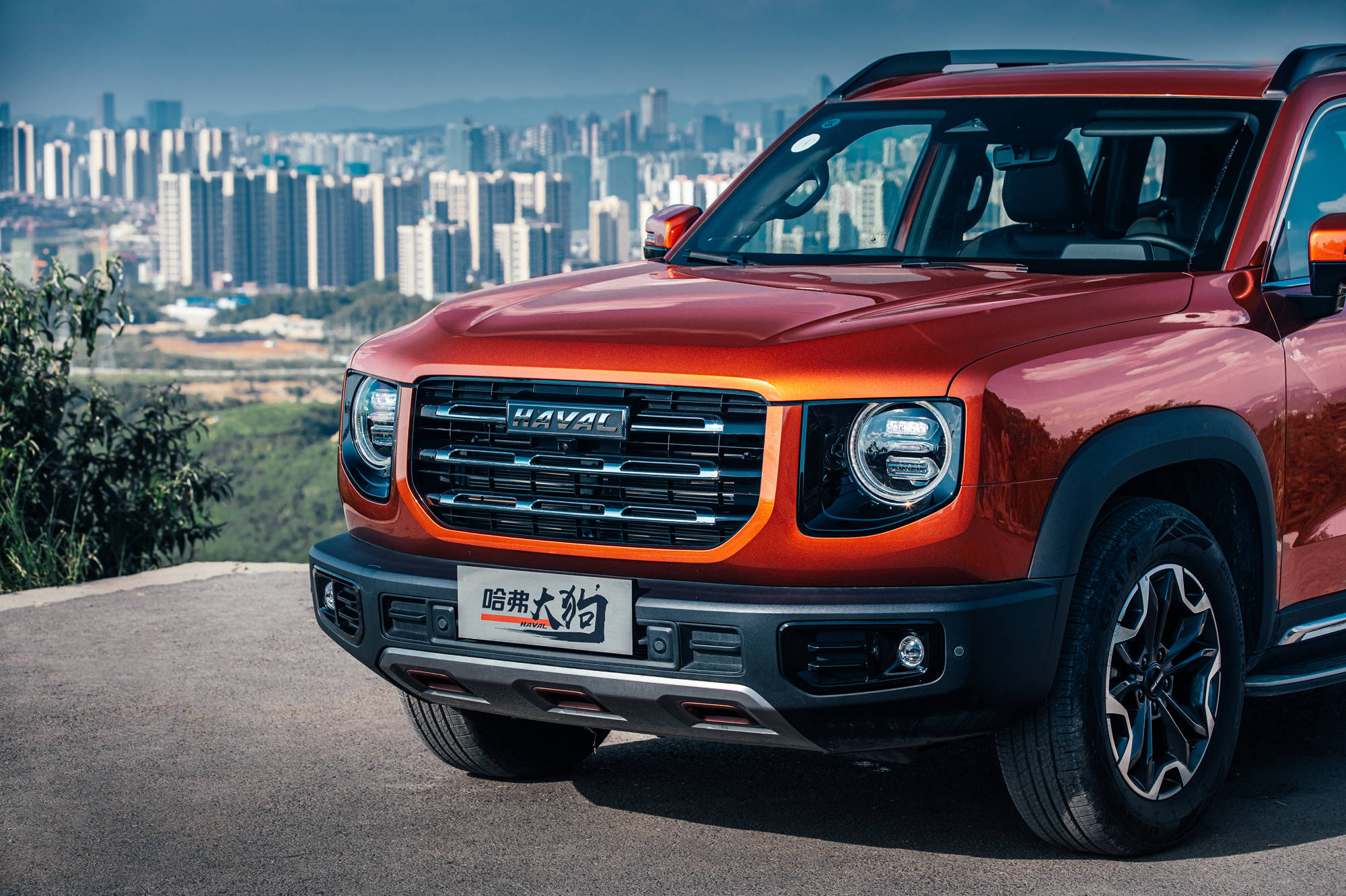 好看又实用,试驾哈弗大狗2.0t四驱版,比同级别合资suv强在哪?