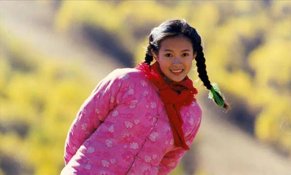 女明星|扎麻花辫不土的女明星，只服这10位，时髦不说还少女感十足